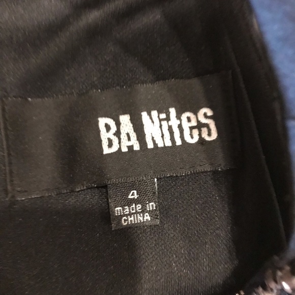 Dress - Picture 5 of 6